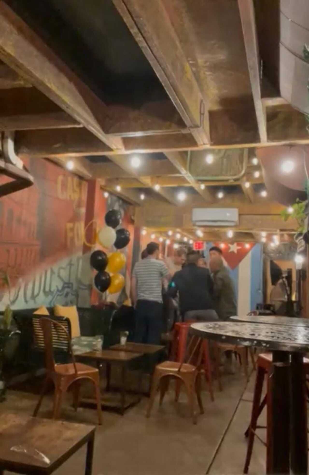 Chica hace ritual de mesa y lo logra