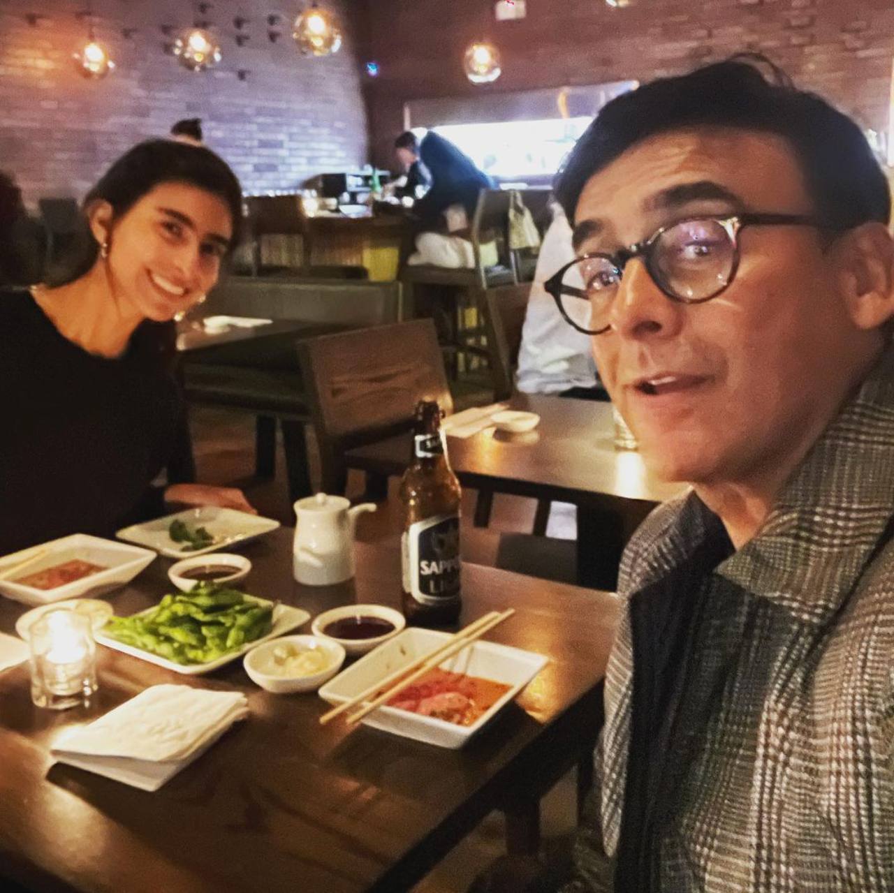 Hija Adal Ramones paga cena papa