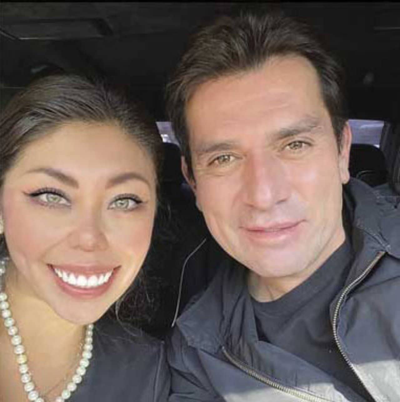 Jorge Salinas y su nutriologa juntos