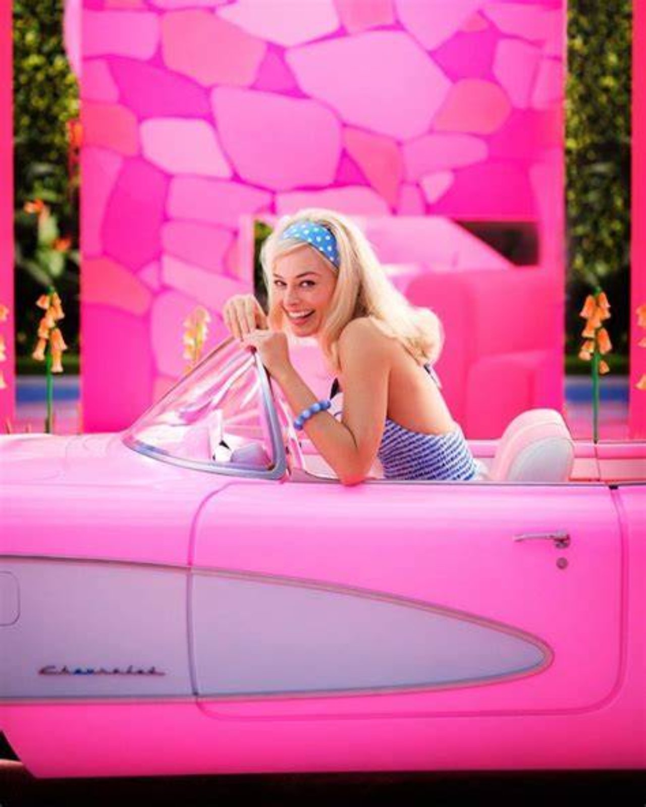 Margot Robbie siendo Barbie live action