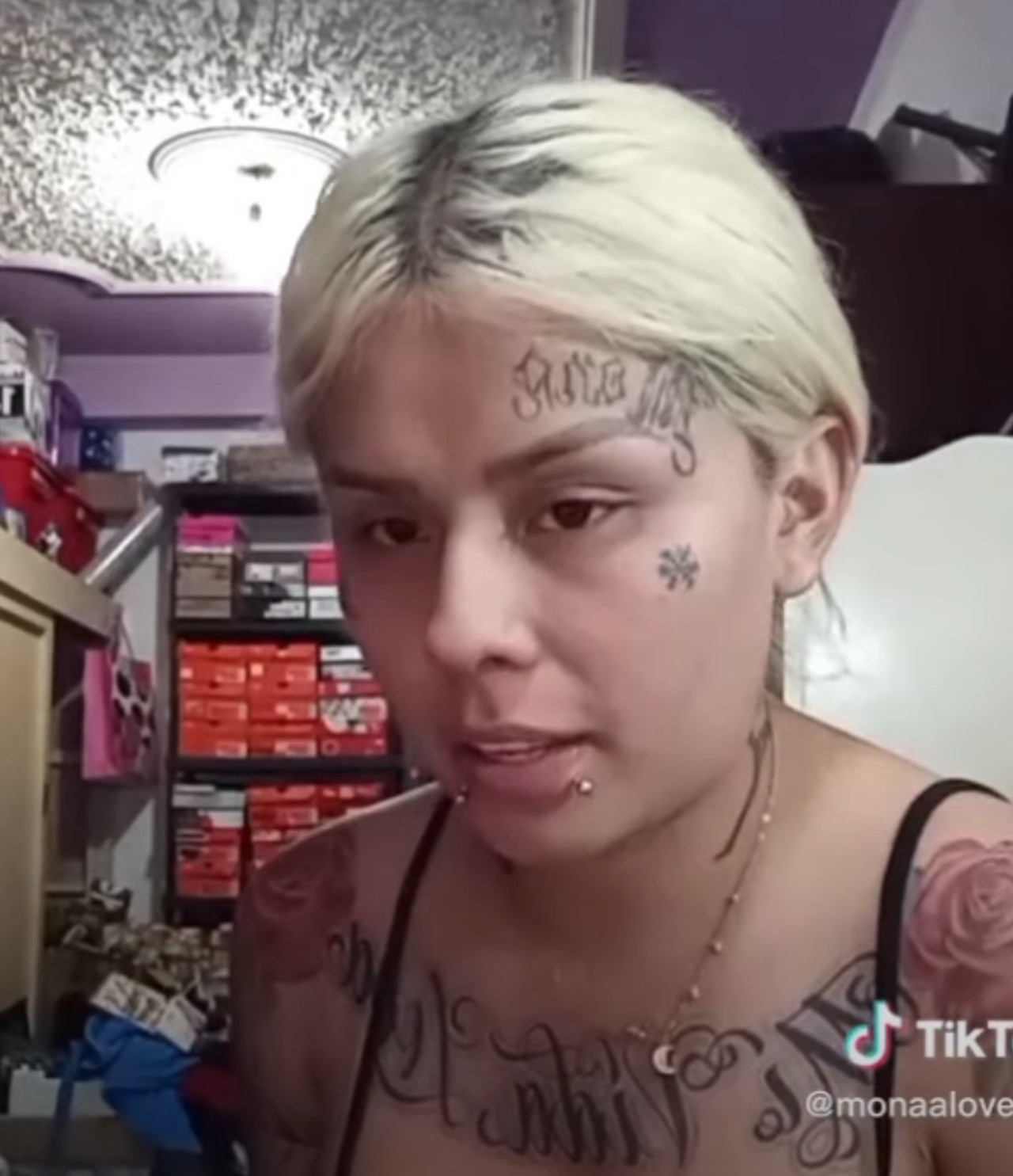 Mona Geros millón pesos