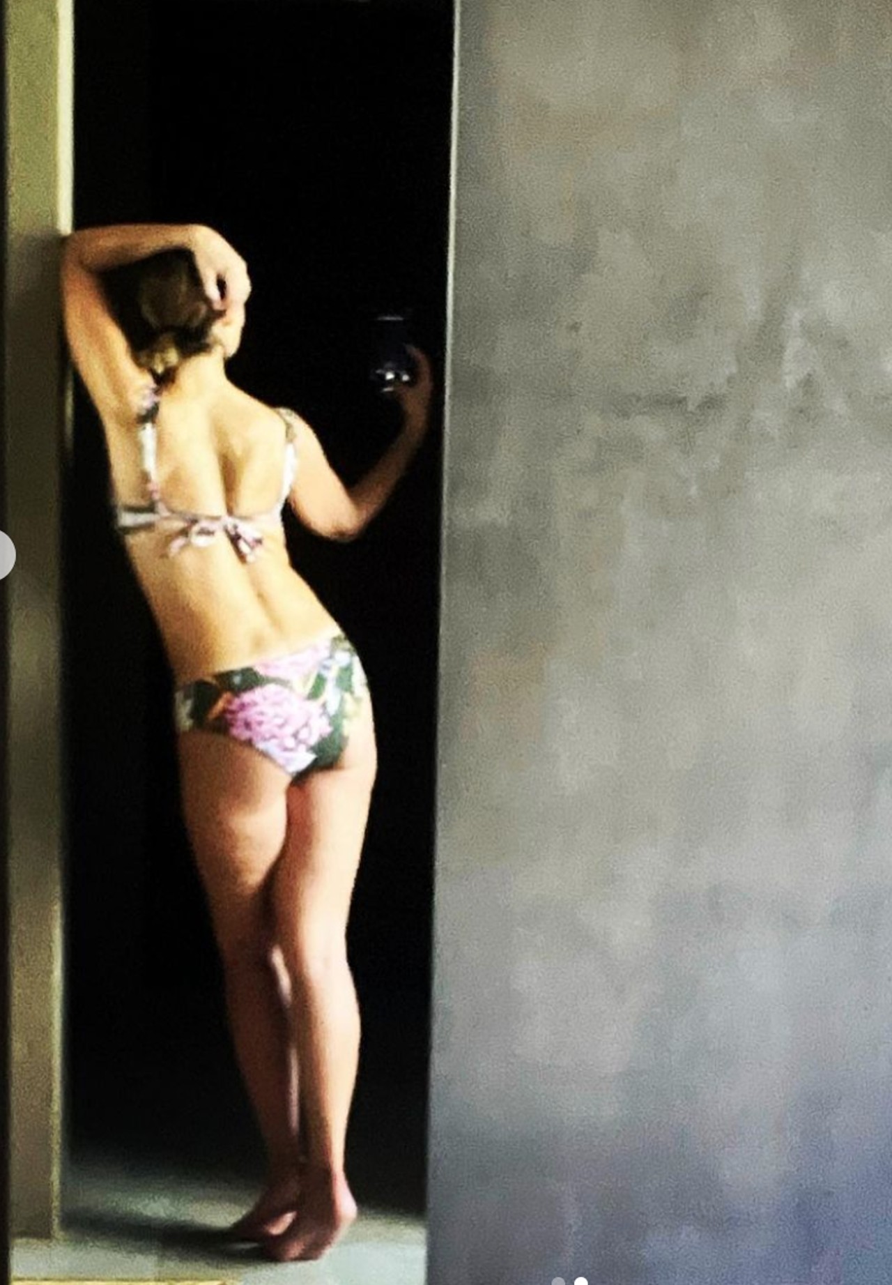 Mónica Garza figura bikini