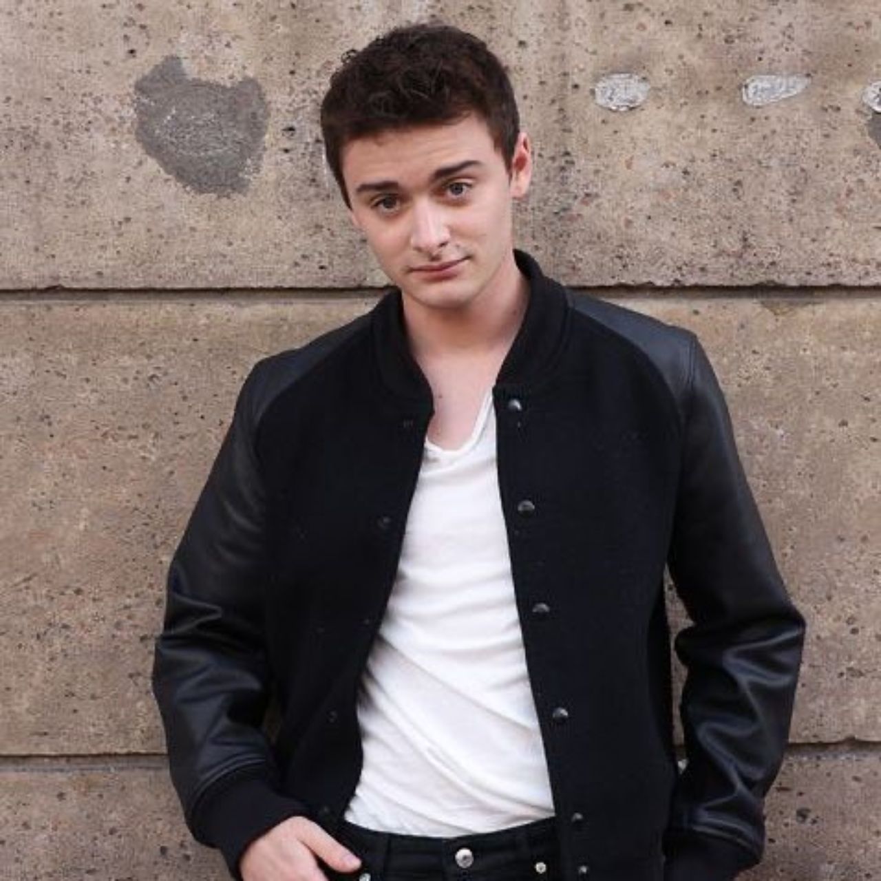 Noah Schnapp sale del closet gay