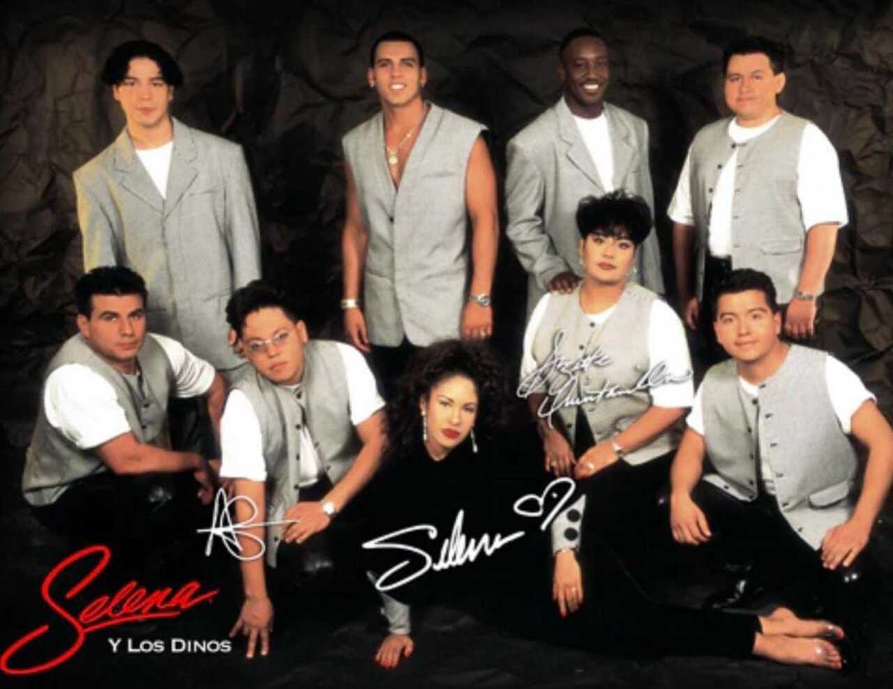 Selena y los Dinos