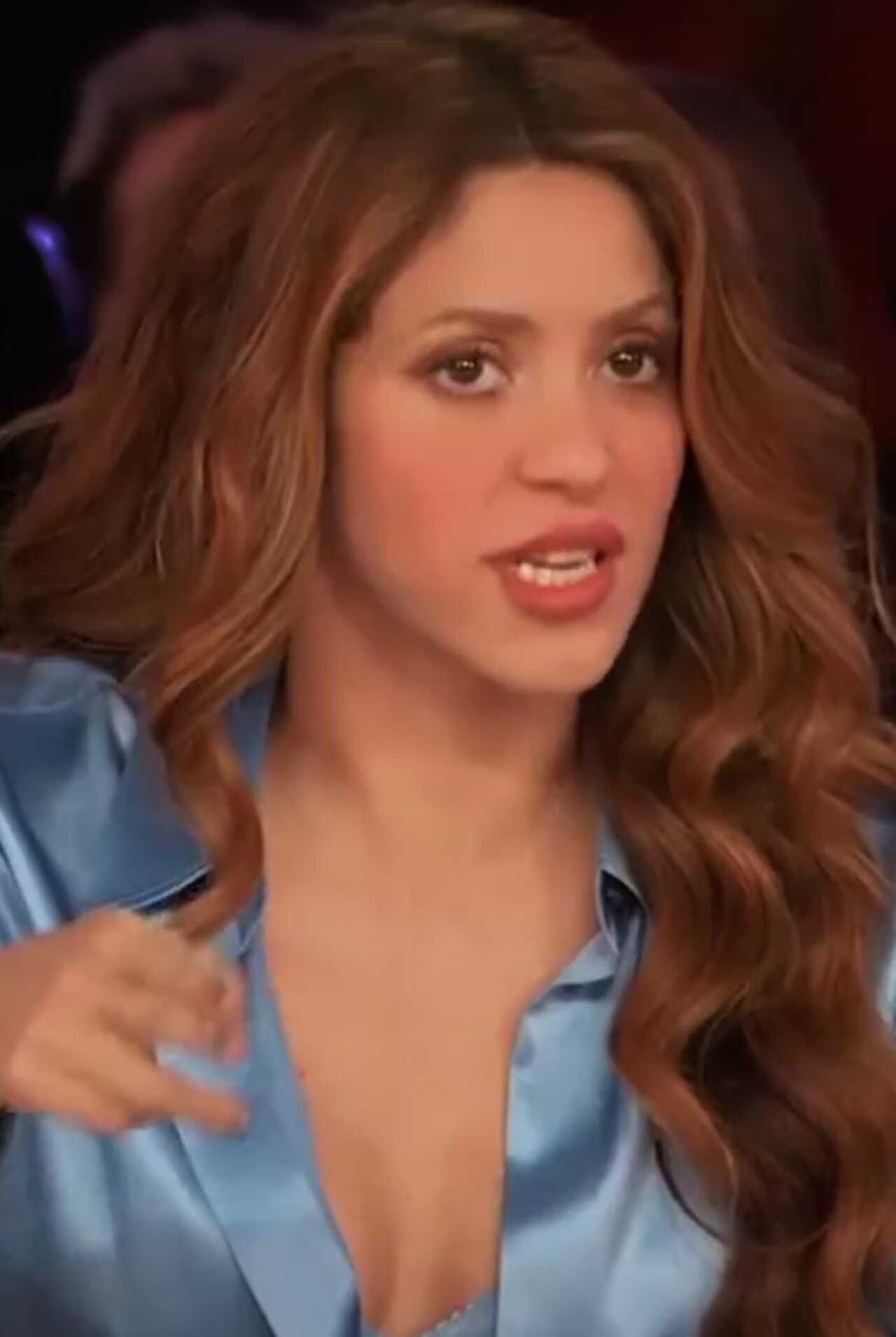 Shakira colabora con PiquÃ©
