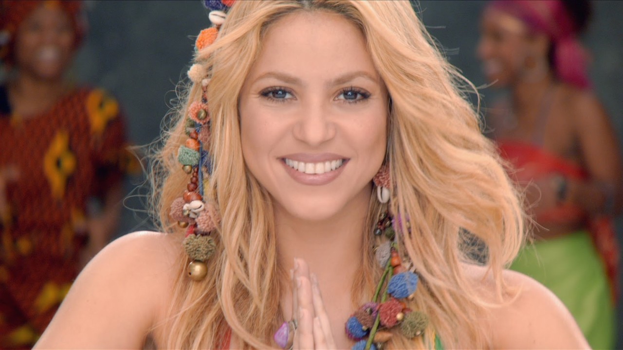Shakira baila Waka Waka Karely Ruiz
