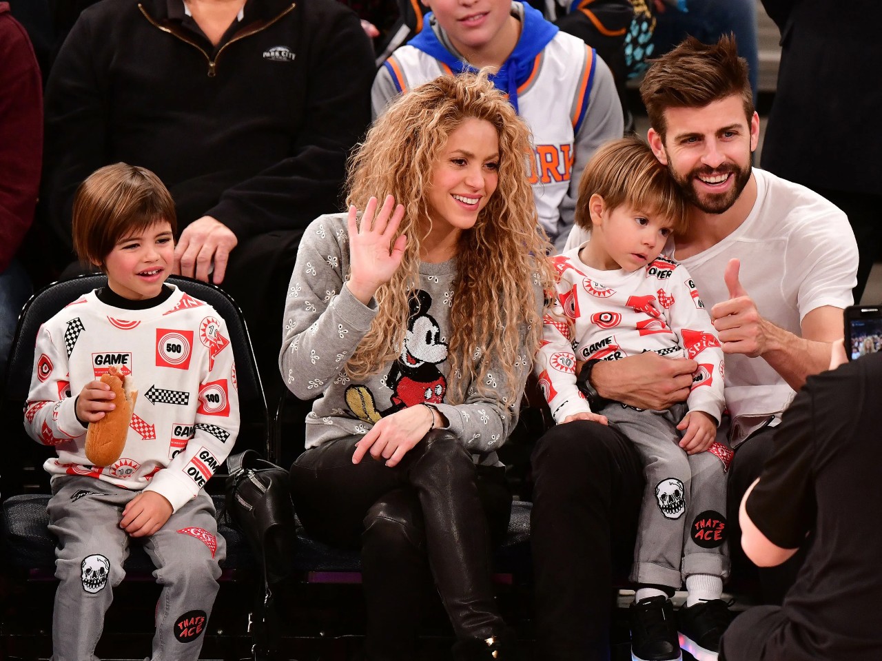 Shakira Piqué regresan hijos