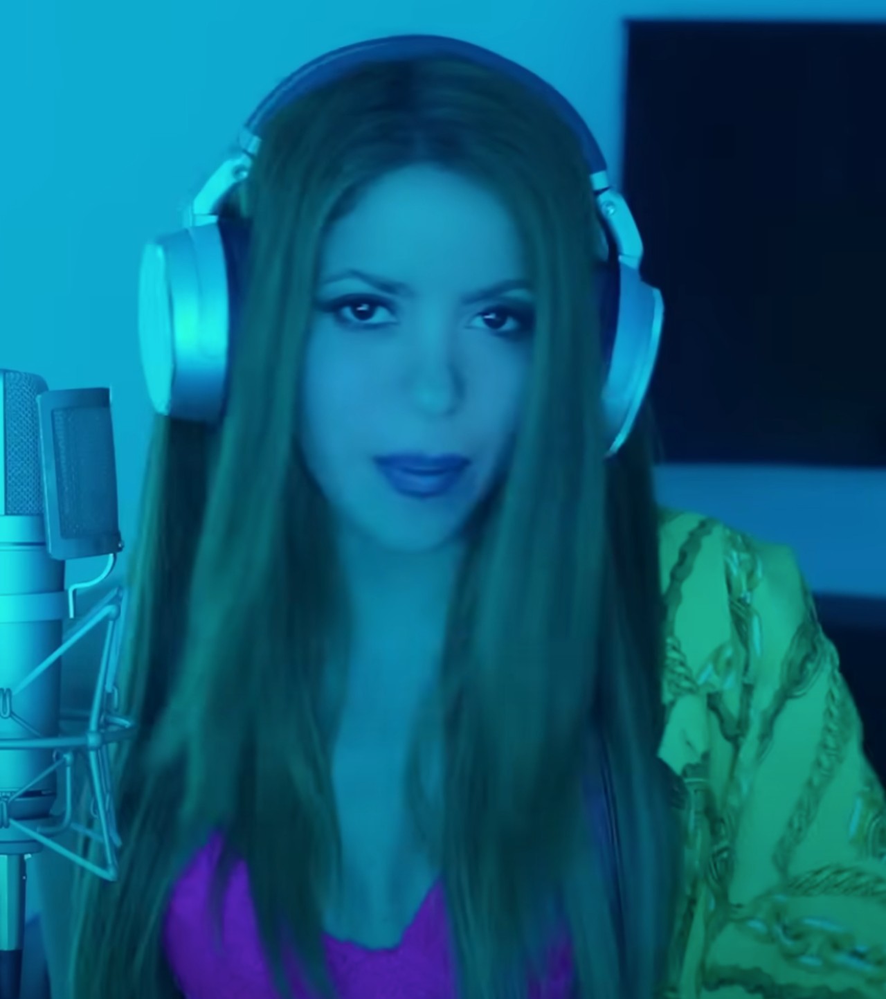 Shakira Clara chía Twingo
