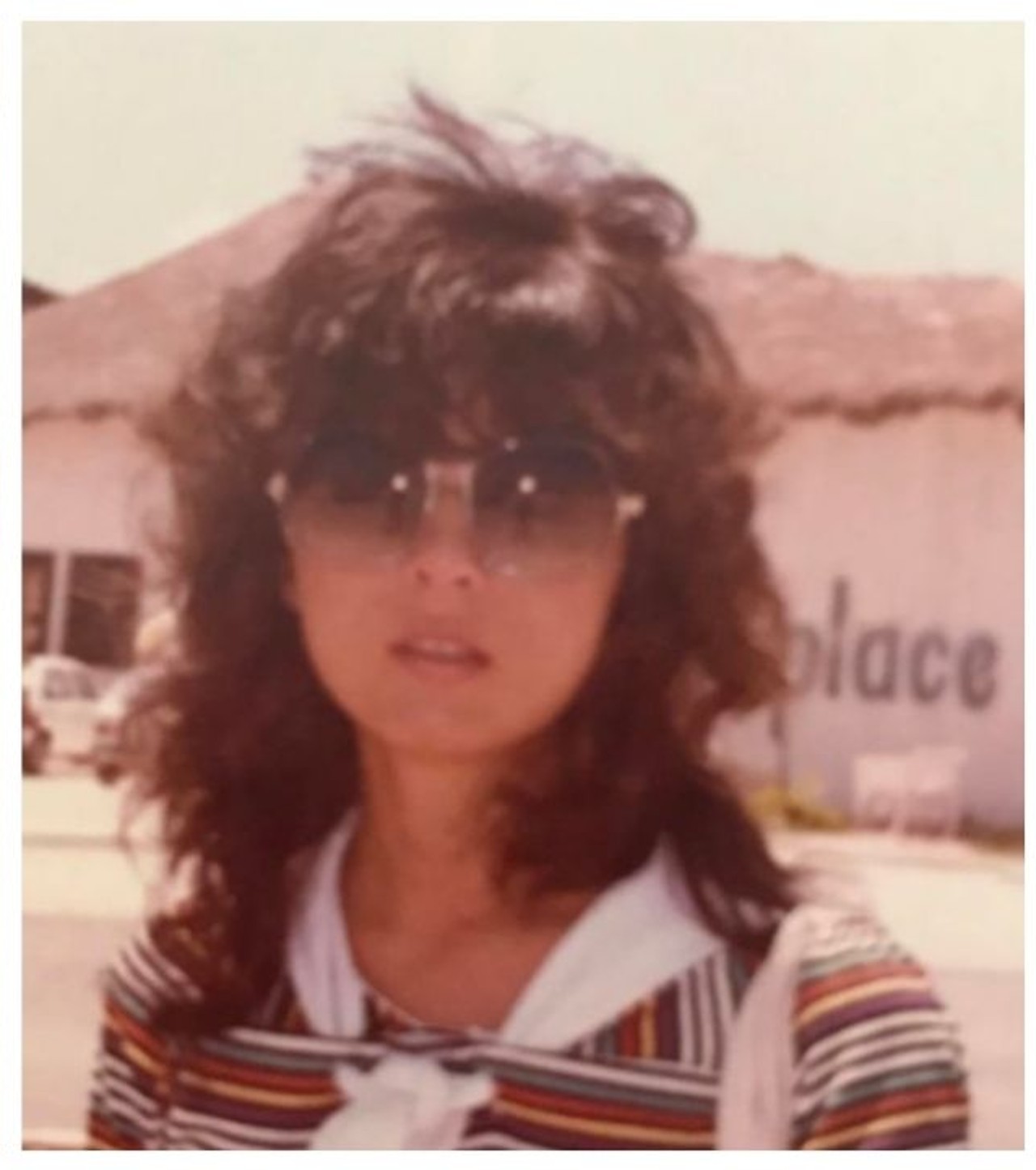 Adal Ramones Victoria Ruffo