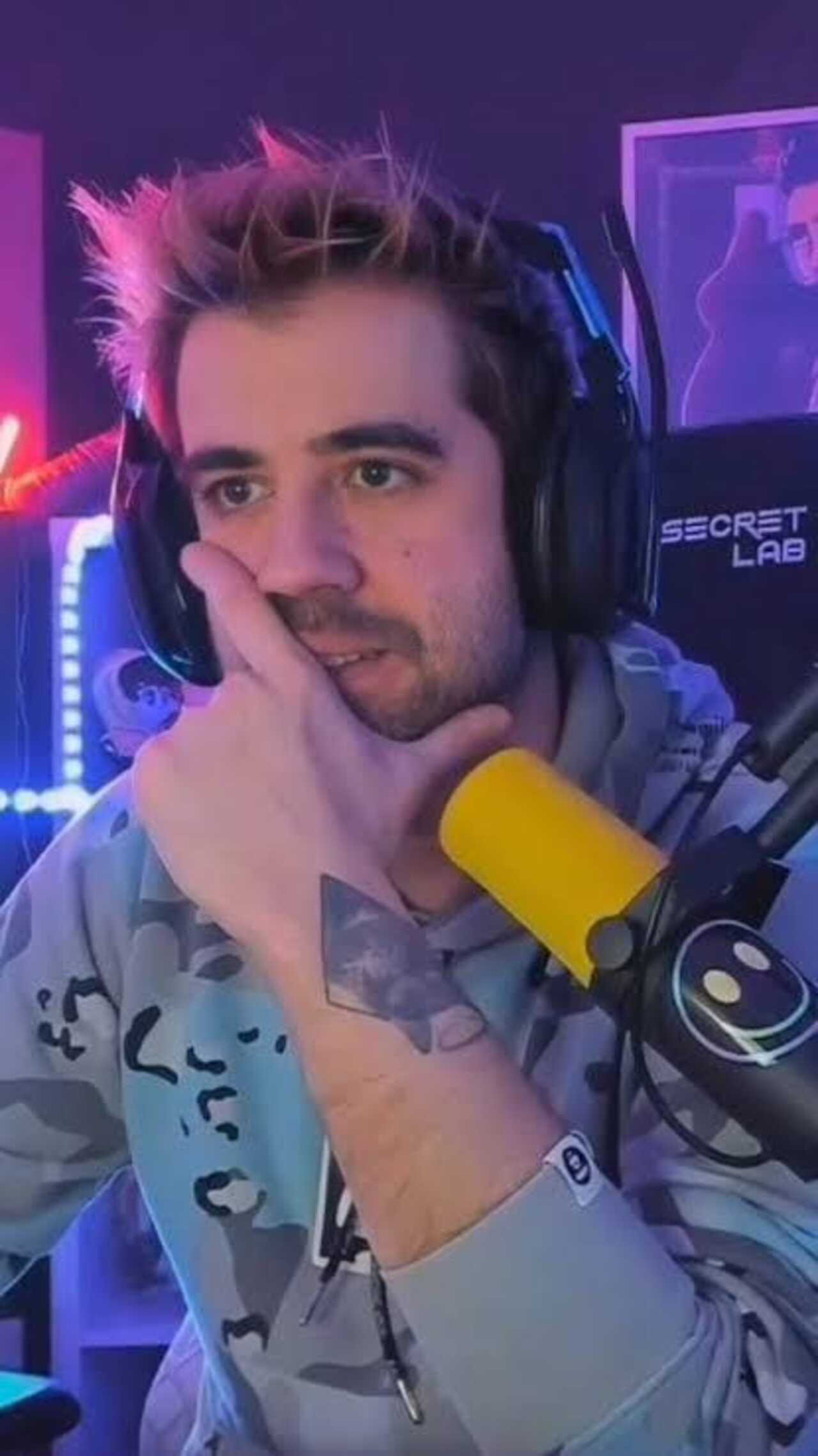 Auron Play se despide de Twitch 