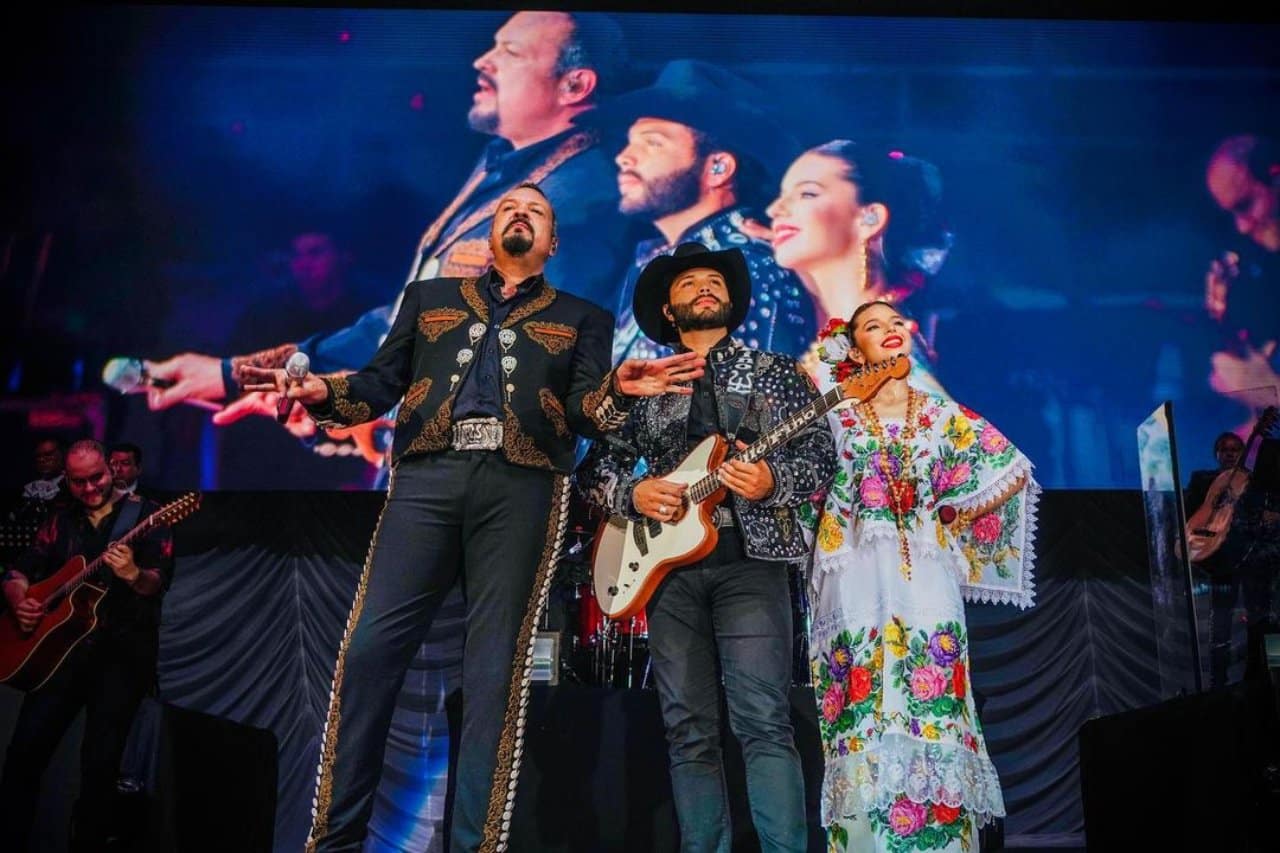 Pepe Aguilar jaripeo sin fronteras boletos