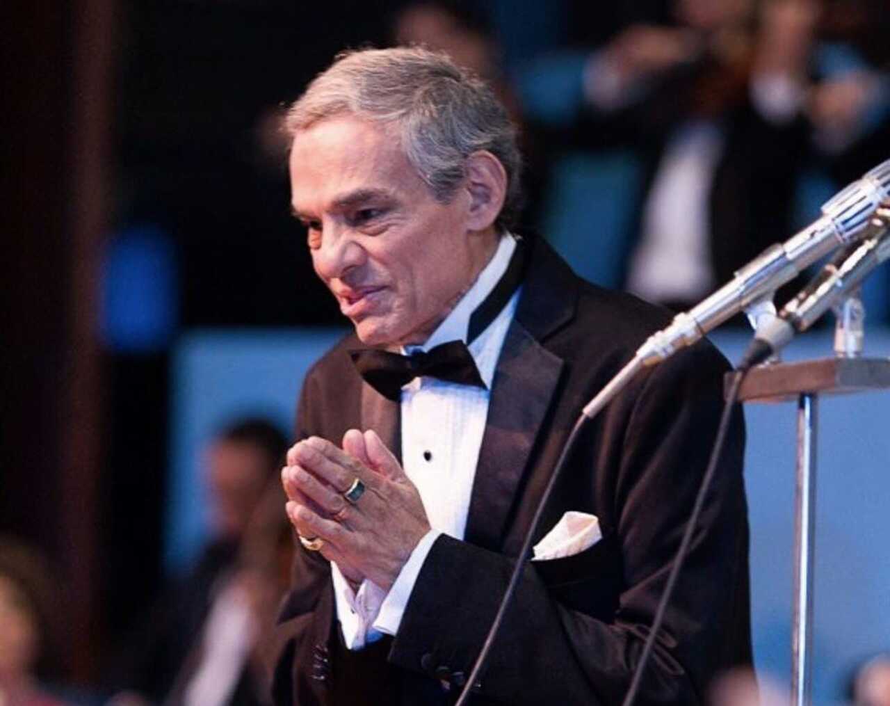 Gira honor José José