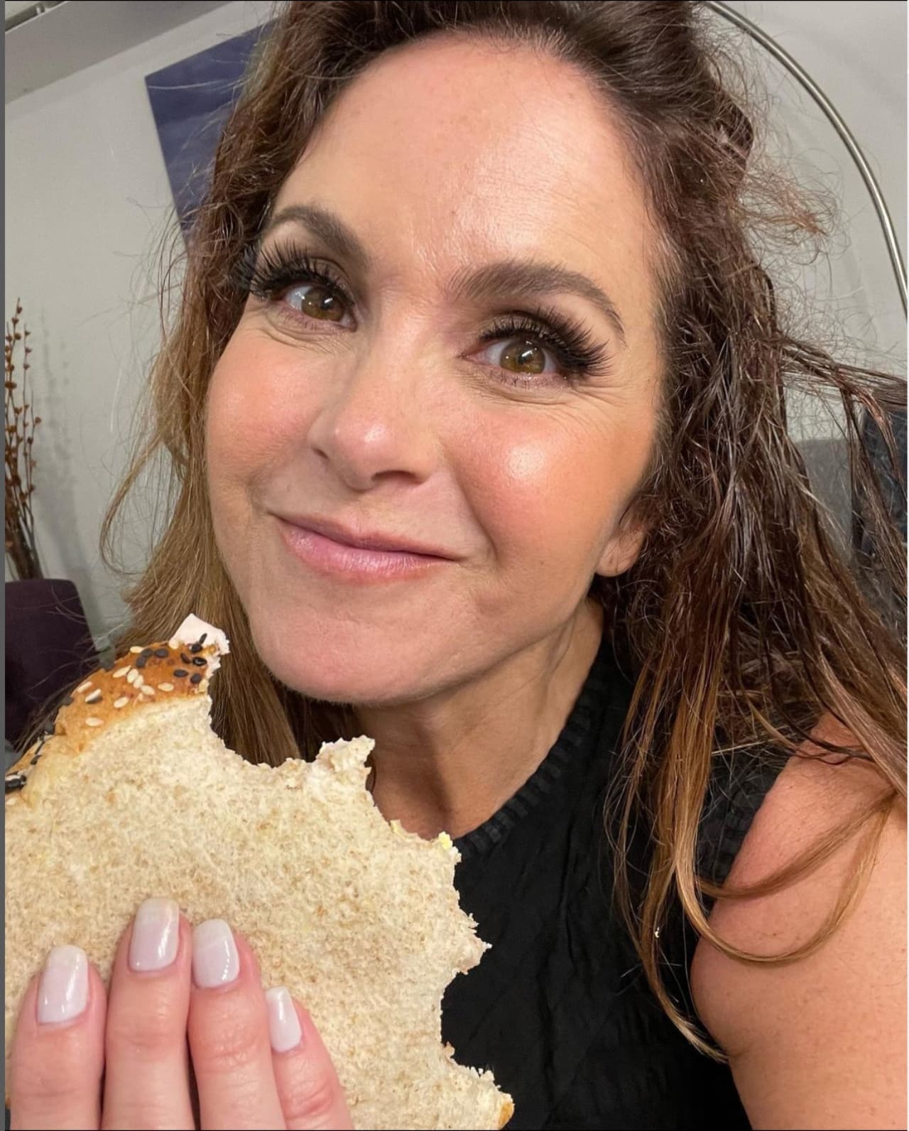Lucero sin maquillaje