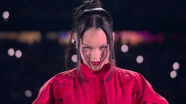 Rihanna regresa al Super Bowl 20223