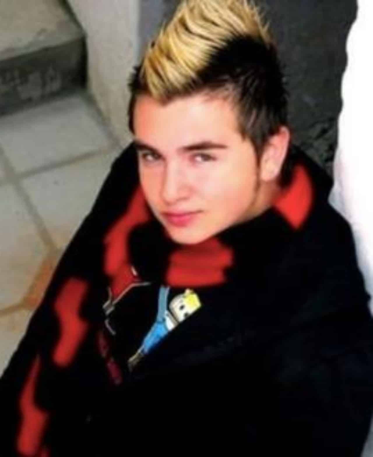 Actor Rebelde arremete RBD regreso dinero