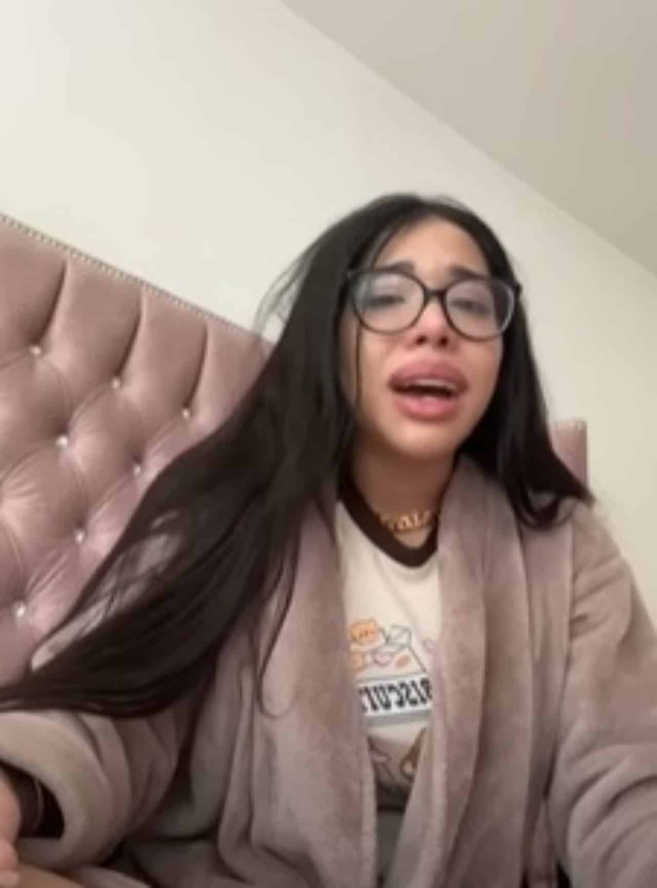 Yeri Mua llora transmision vivo