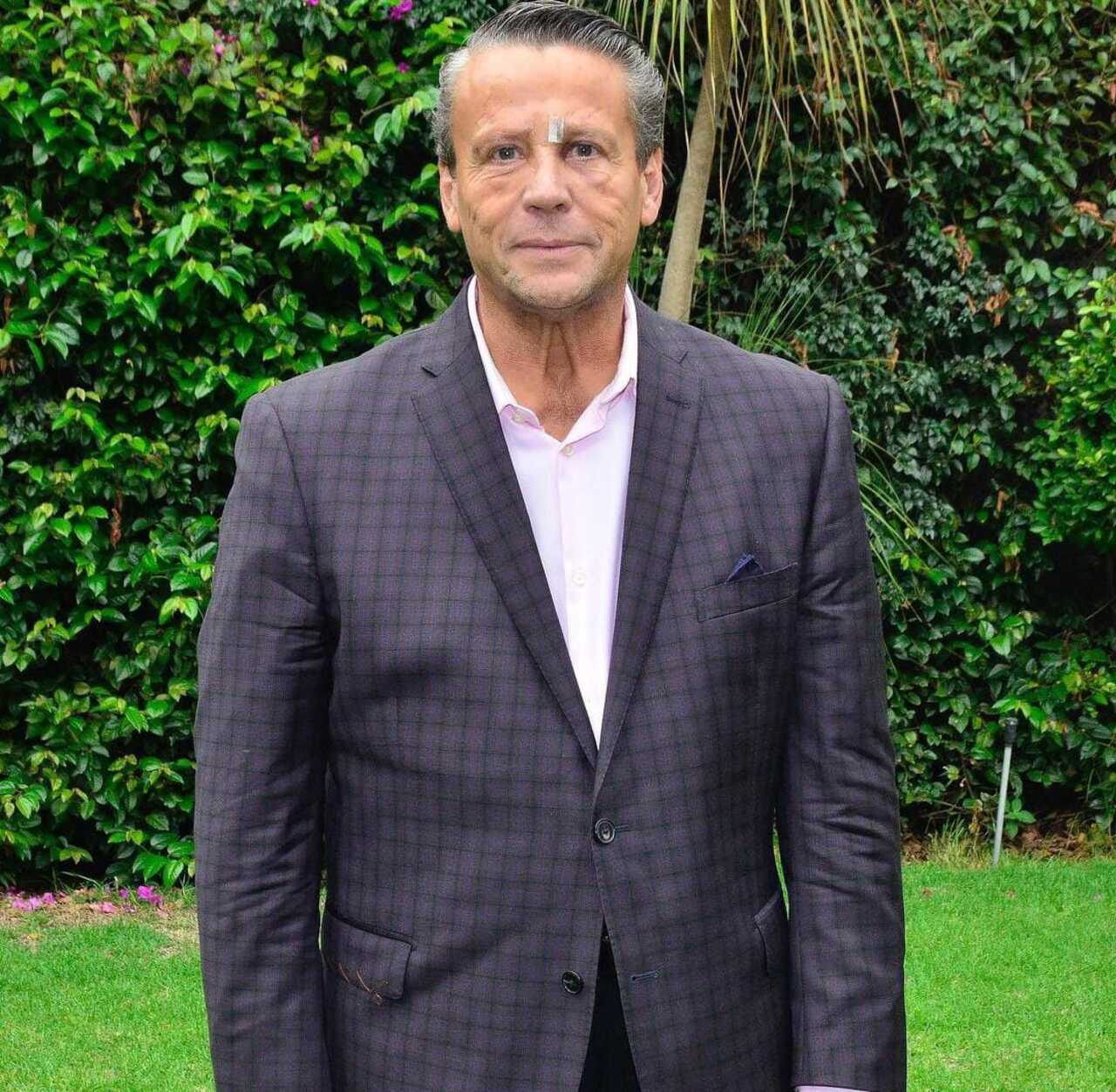 Alfredo Adame problemas SAT