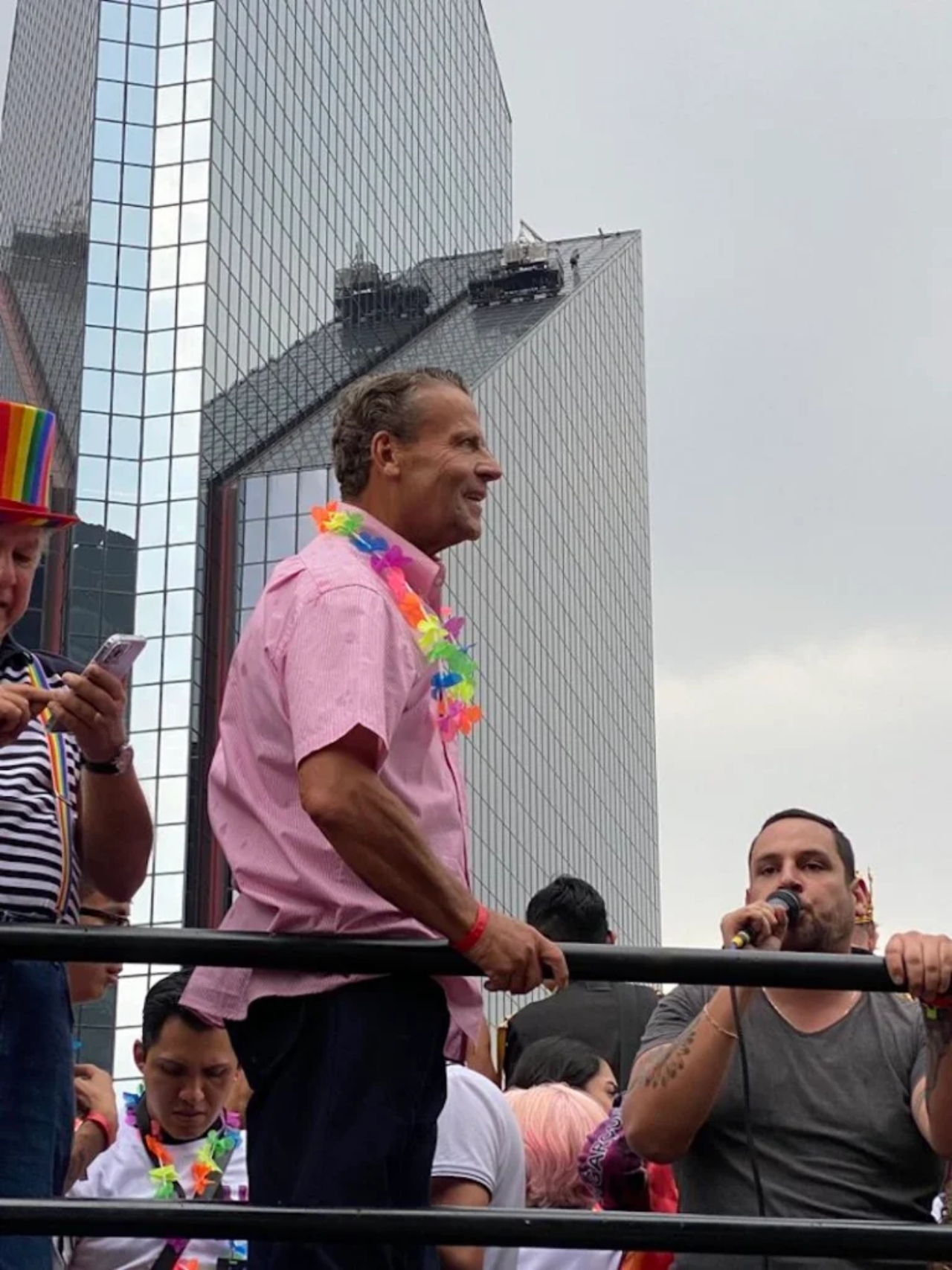 Alfredo Adame Marcha LGBTQIA+