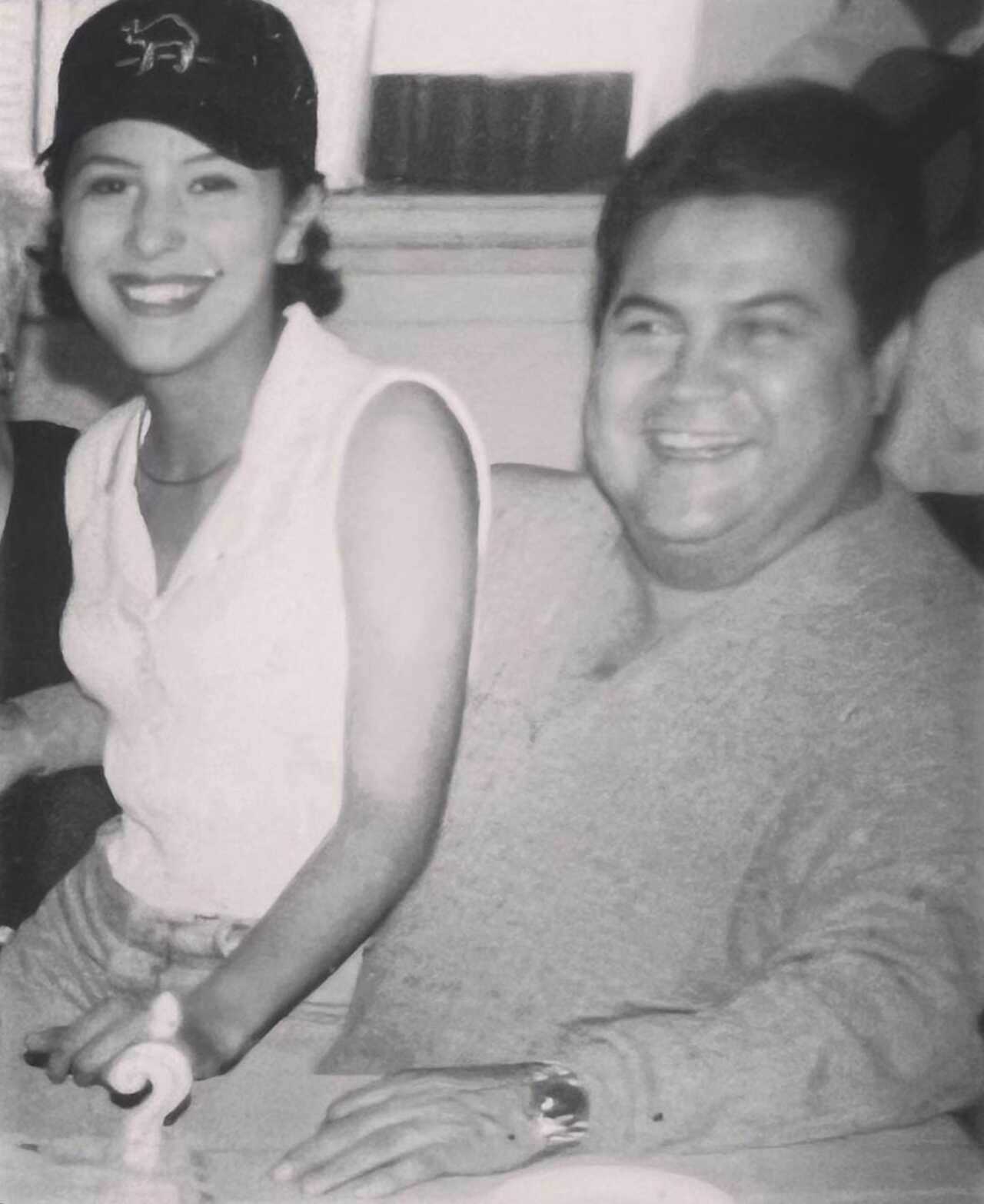 Muere el abuelo de Ángela Aguilar