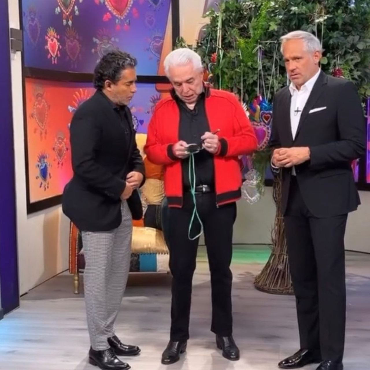 Acusan Enrique Guzman acoso Andrea Escalona
