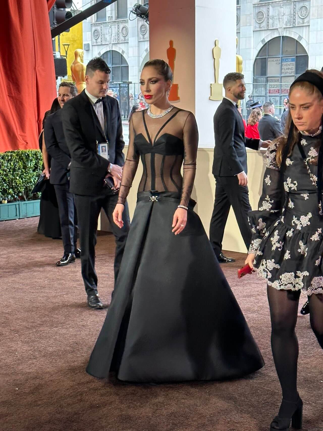 Lady Gaga en en los Premios Óscar 2023