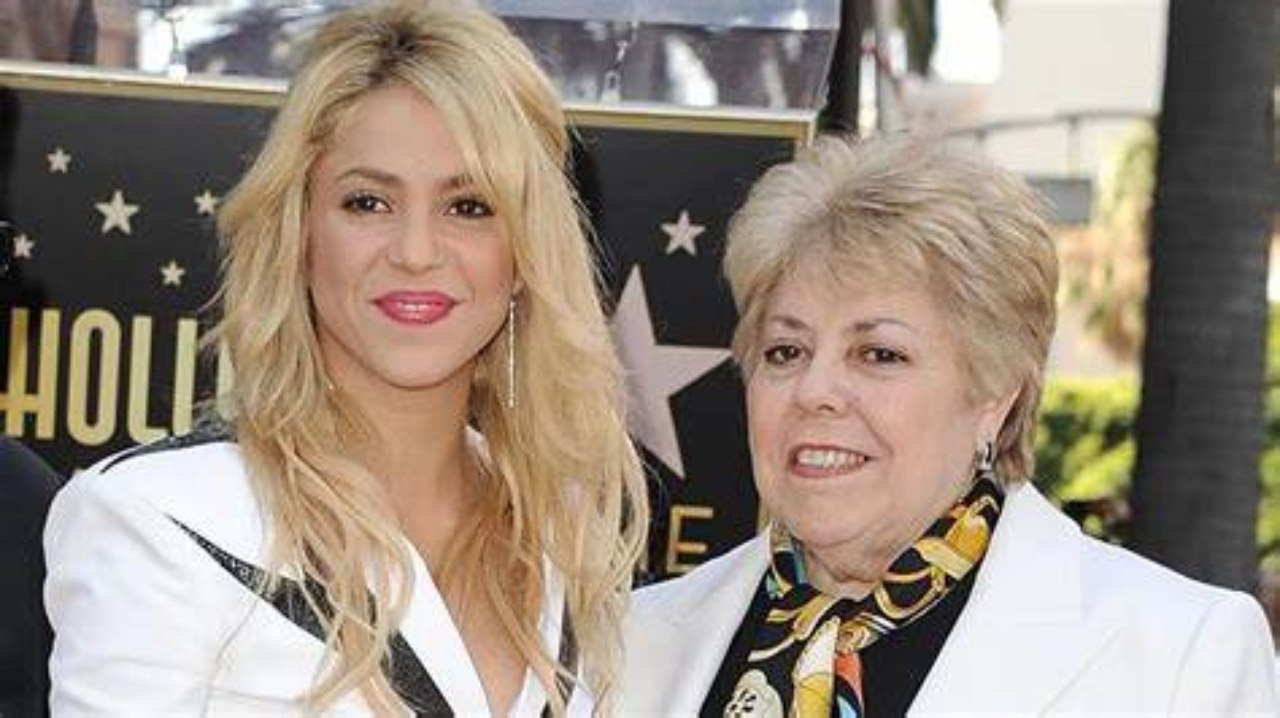 Madre de Shakira hospitalizada de emergencia