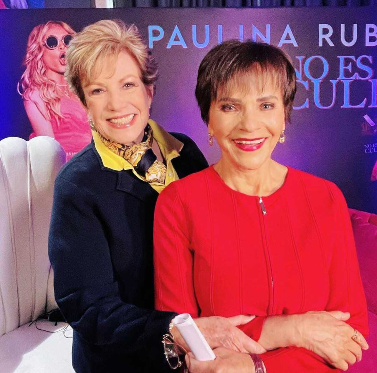 Maxine Woodside junto Paty Chapoy