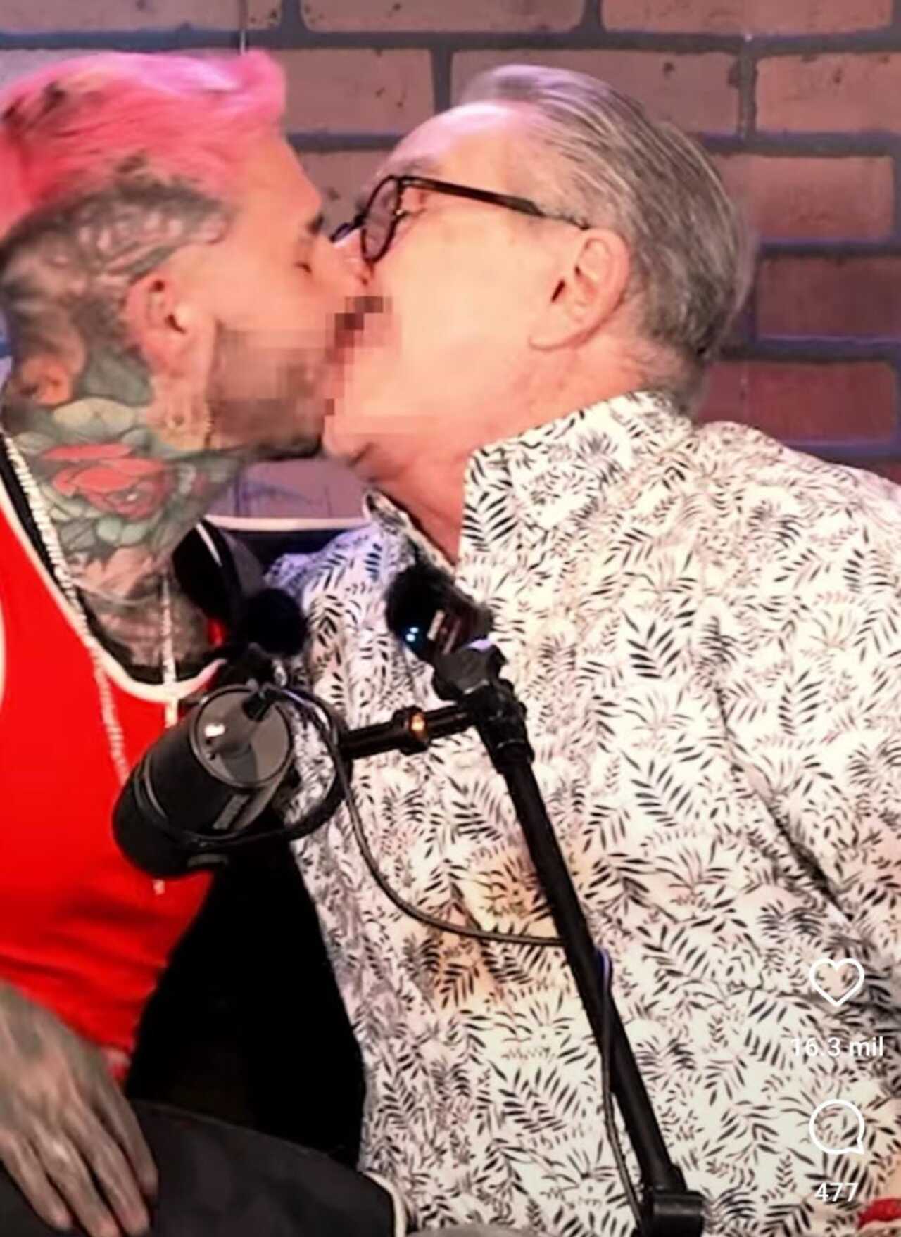 Pedro Sola besó a un influencer