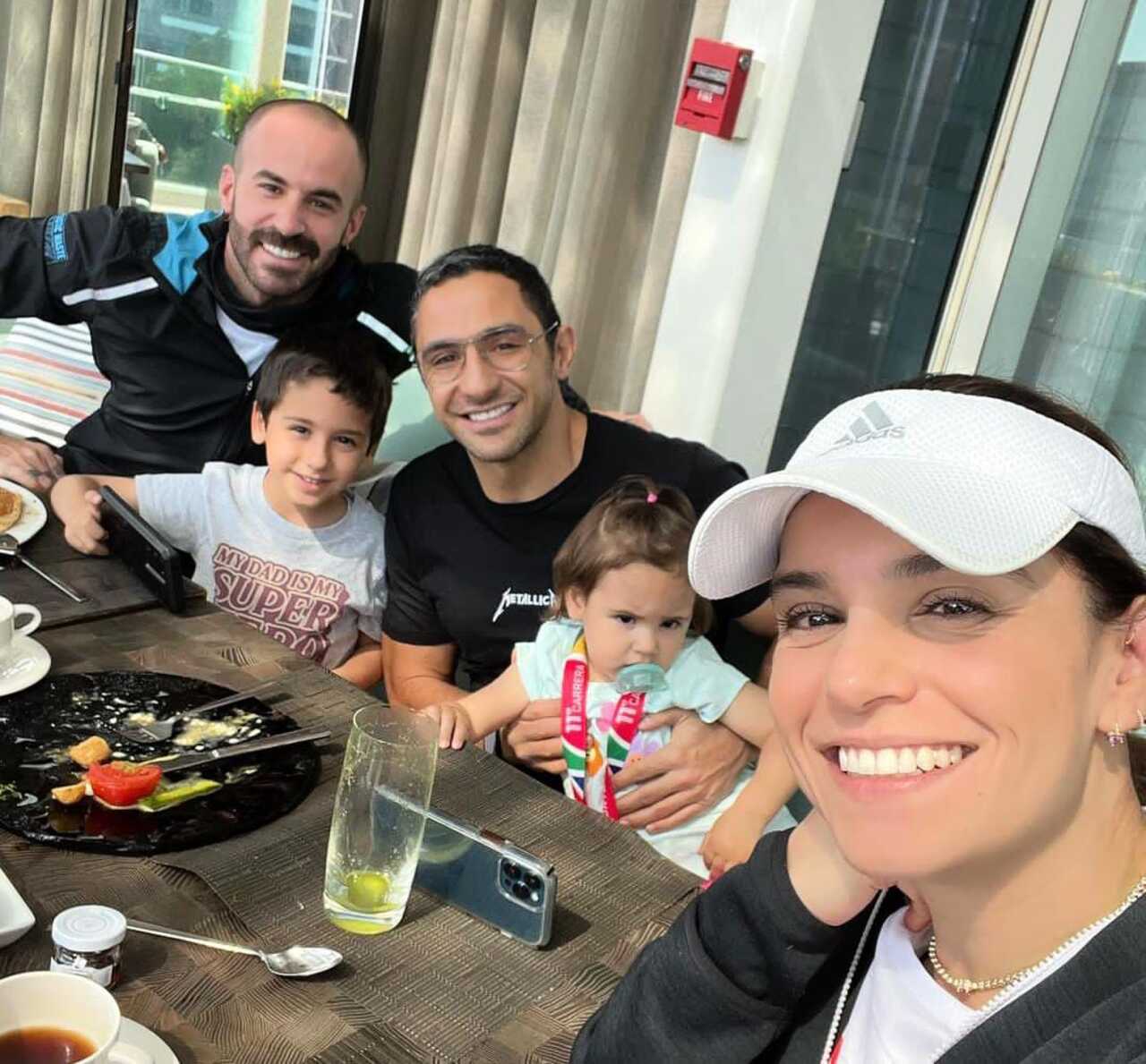 Tania Rincón aparece con Daniel