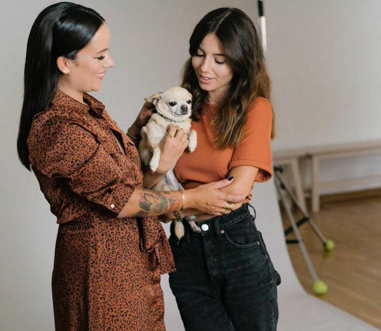 Alizée reaparece con su hija
