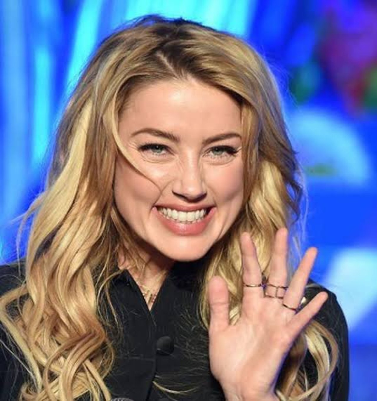 Amber Heard si estara en Aquaman 2