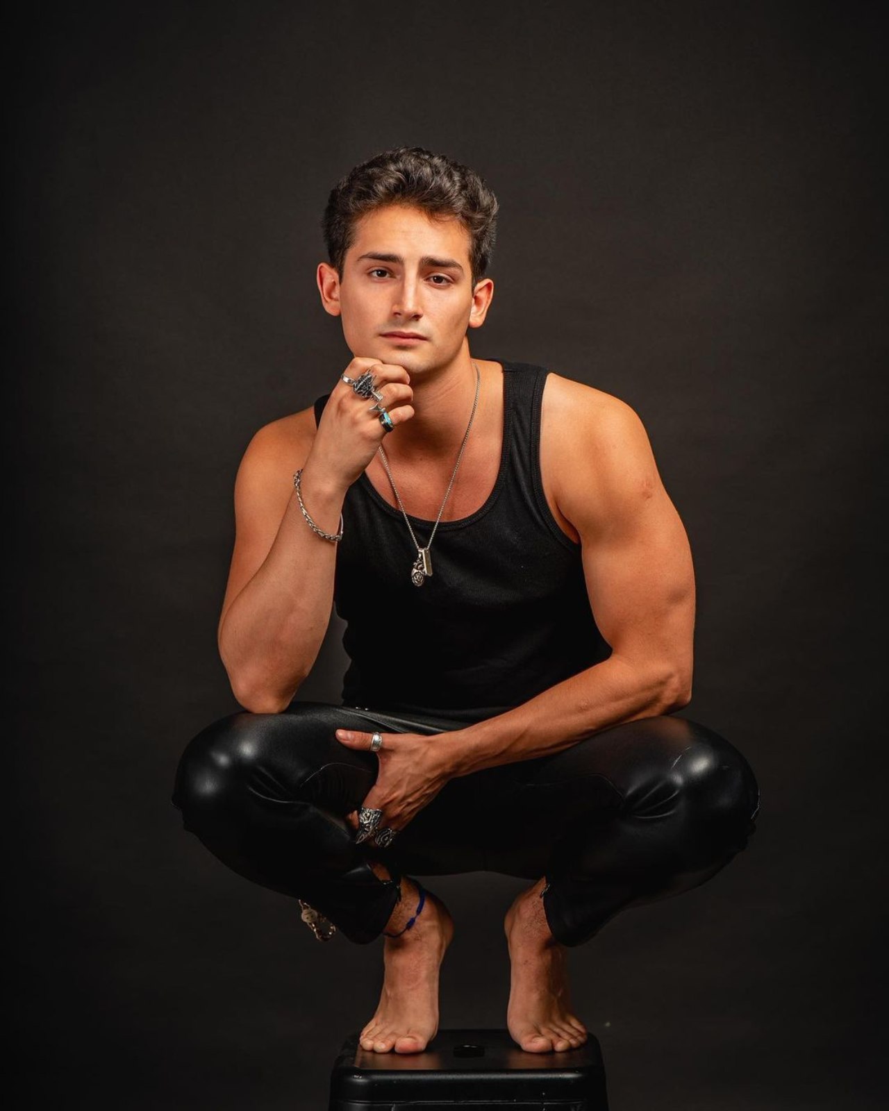 Emilio Osorio hijo Bobby Larios hermano