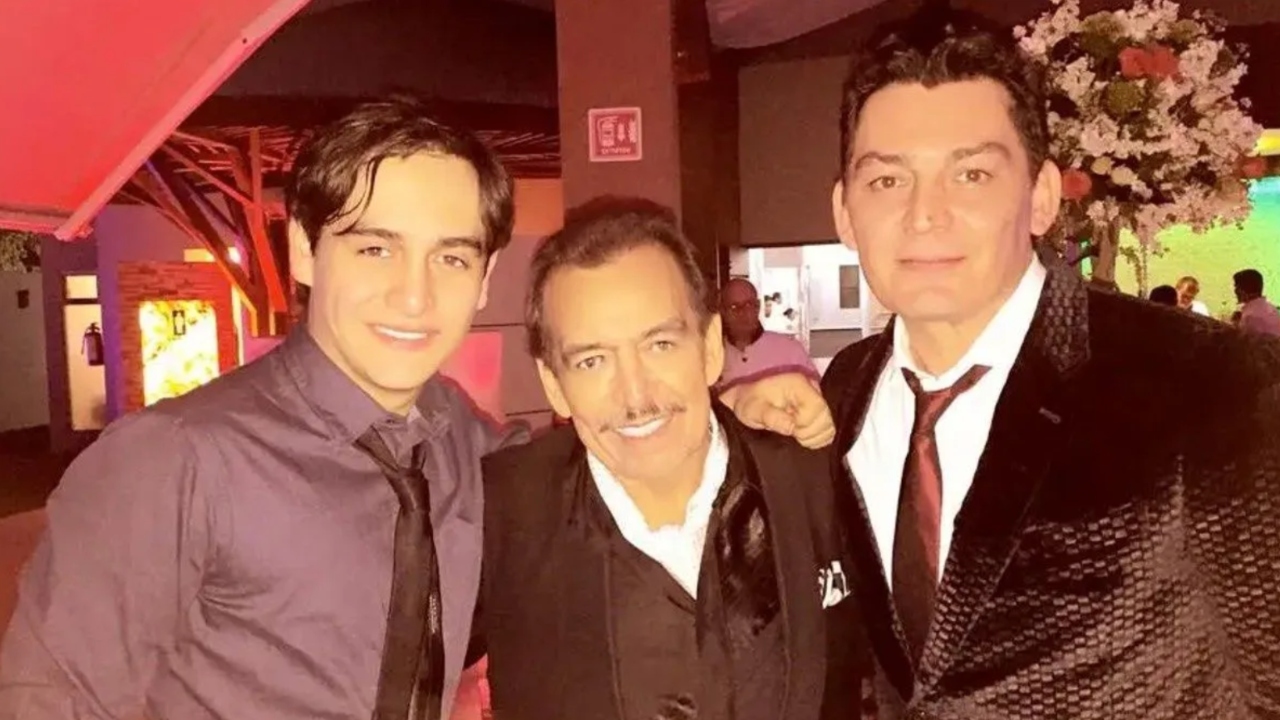 Julián Hijos de Joan Sebastian