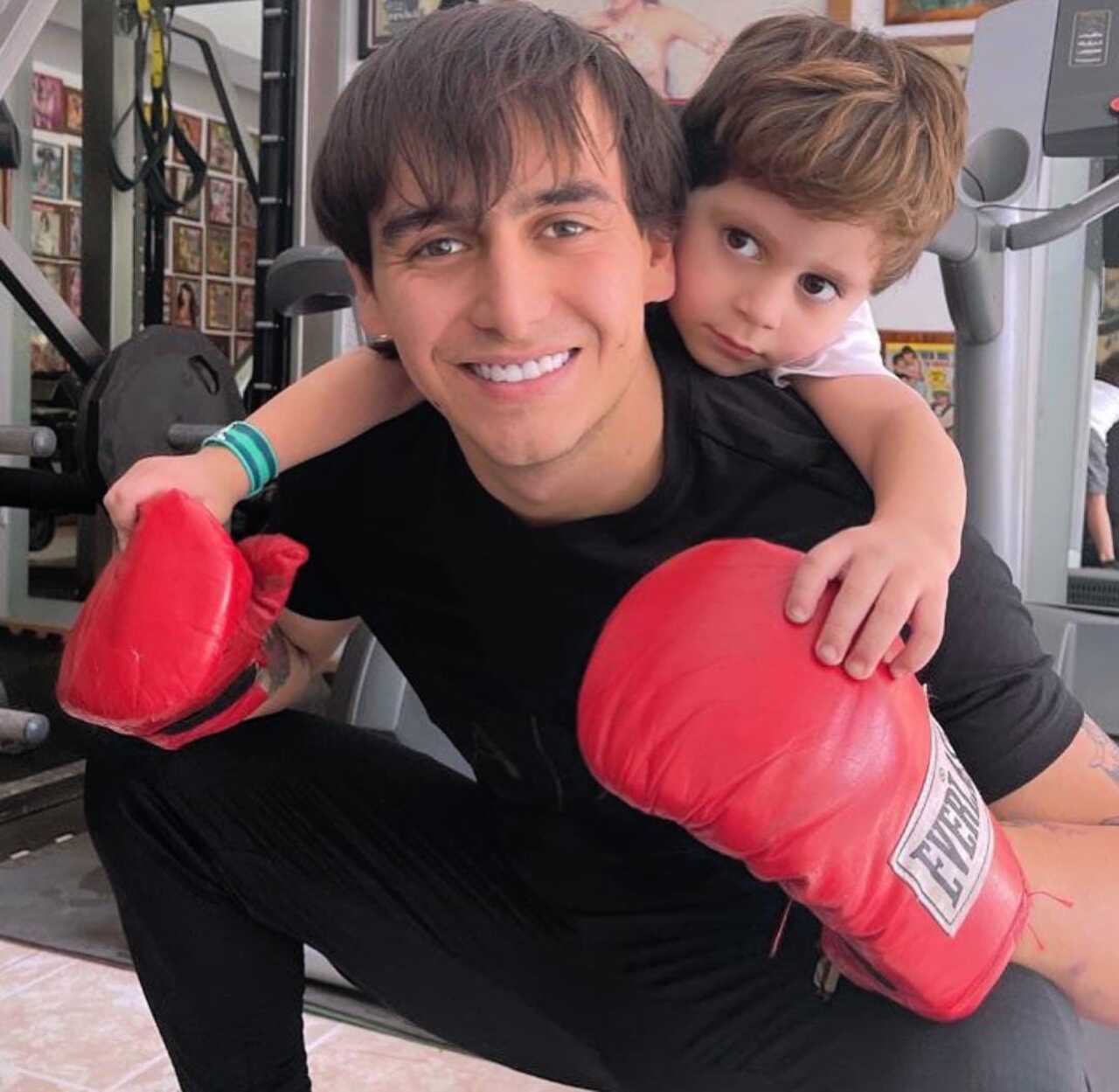 Julián Figueroa mensaje hijo