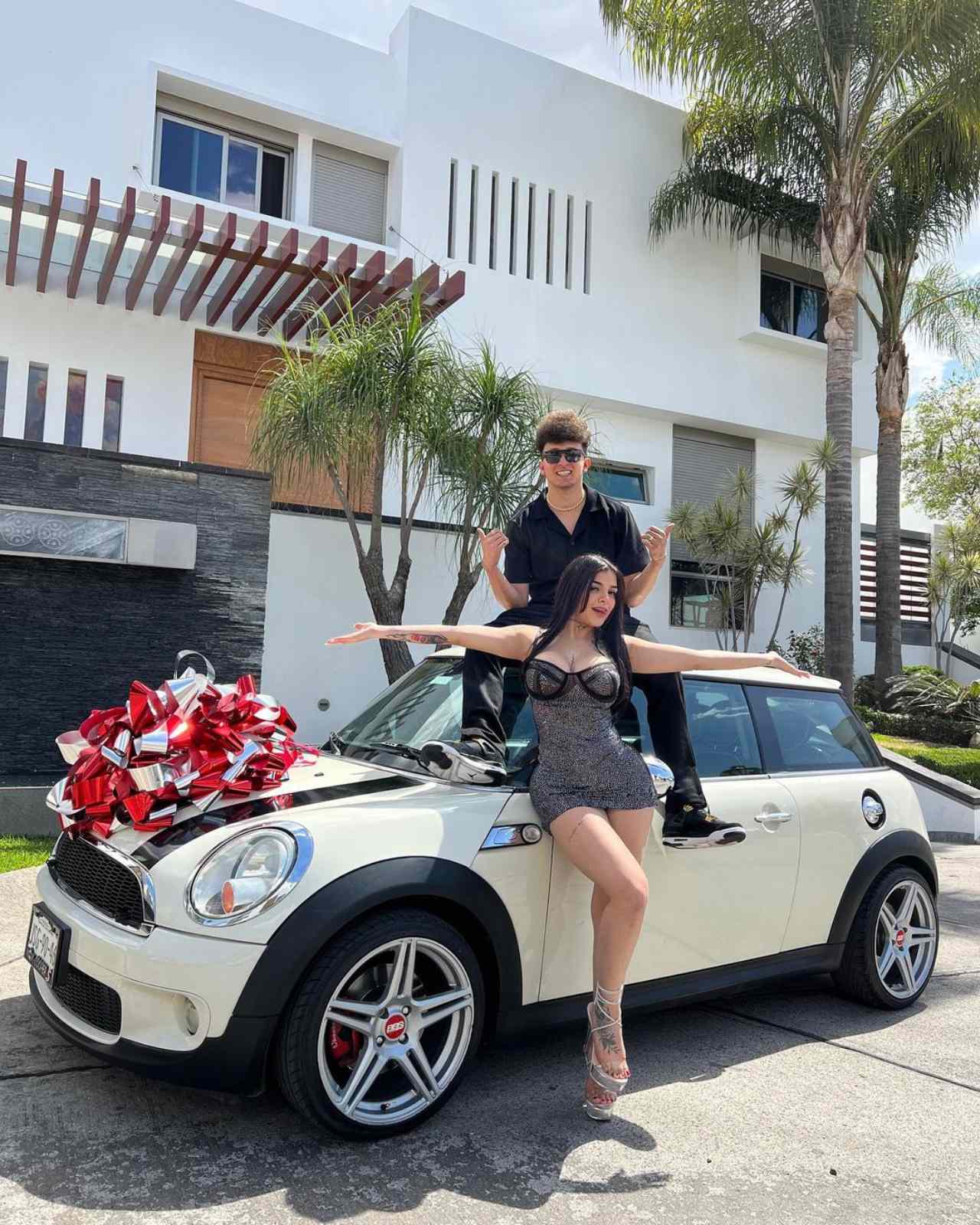Reto besar Karely Ruiz por mini cooper