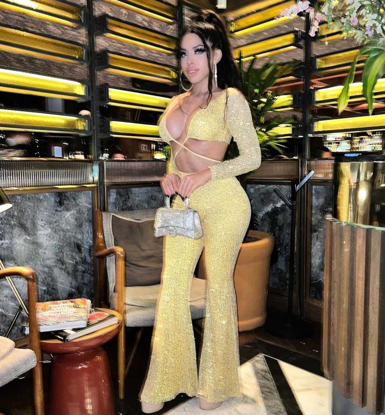 Yeri Mua se quebrÃ³ por sus padres