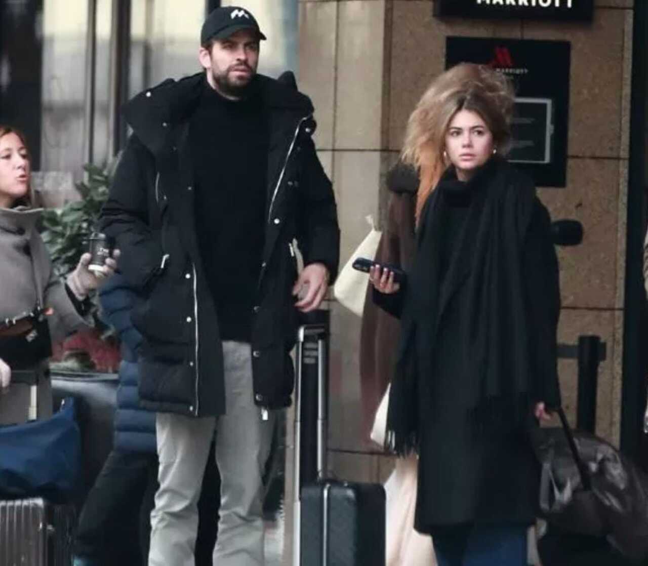 Piqué Clara Chía viaje Medio Oriente