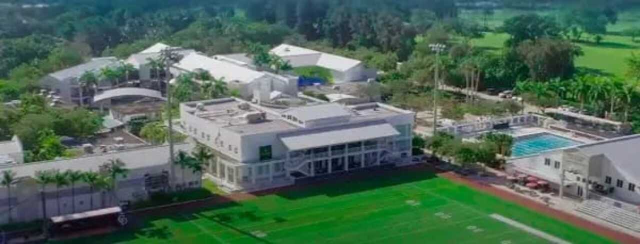 Escuela de Sasha y MIlan