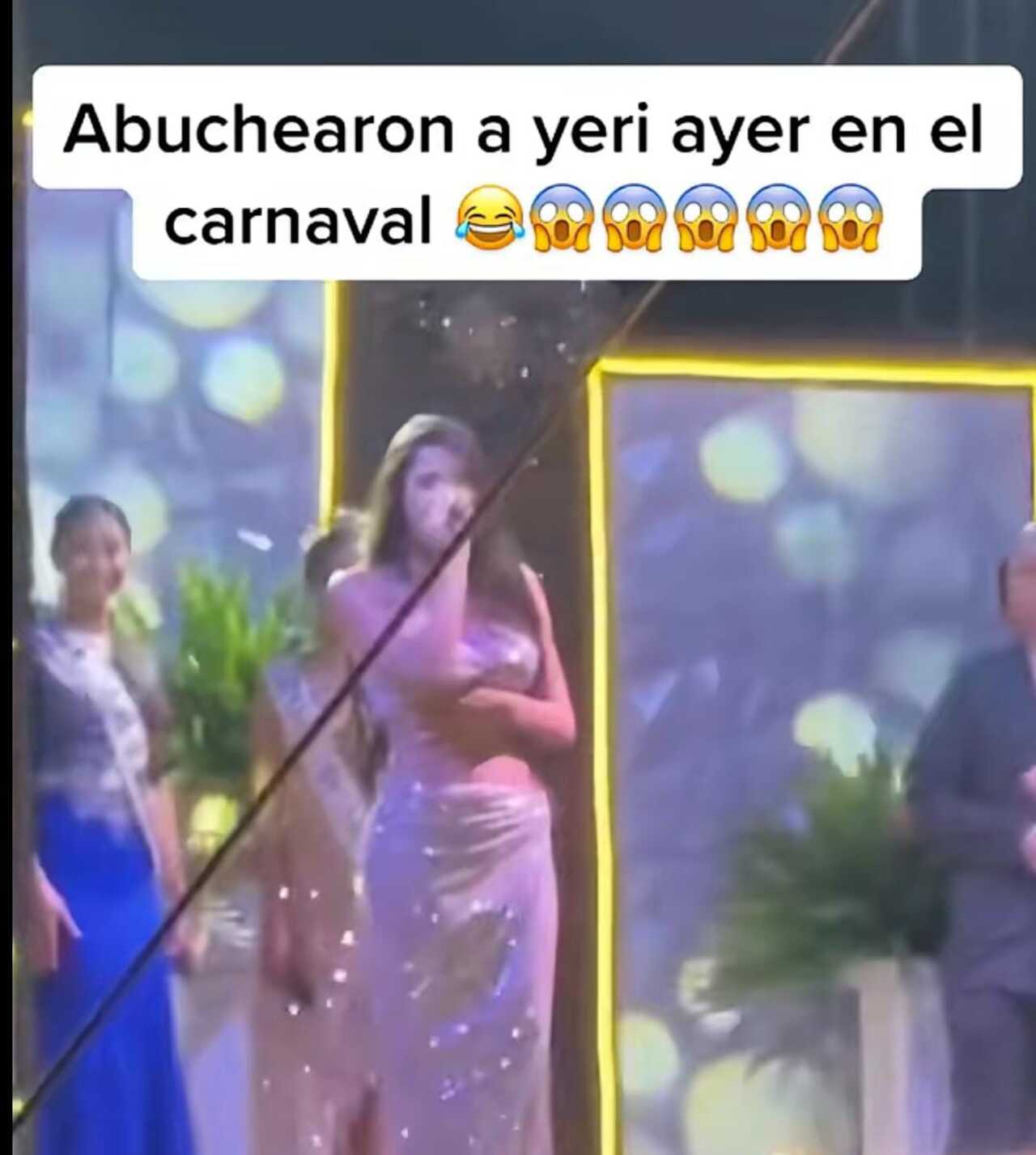 Yeri Mua recibe abucheos 