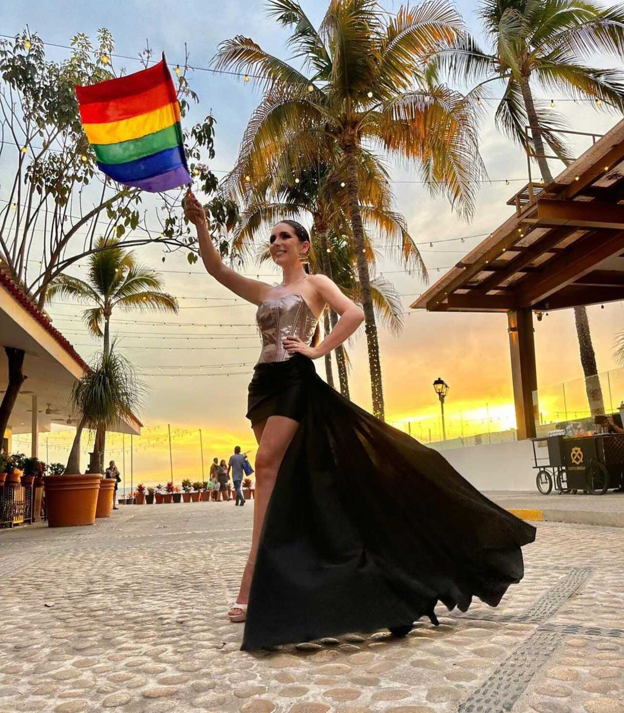 Ariadne Díaz presume look y figura 