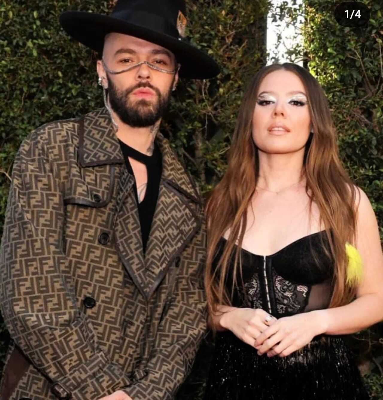 Galilea Montijo oso gira Clichés