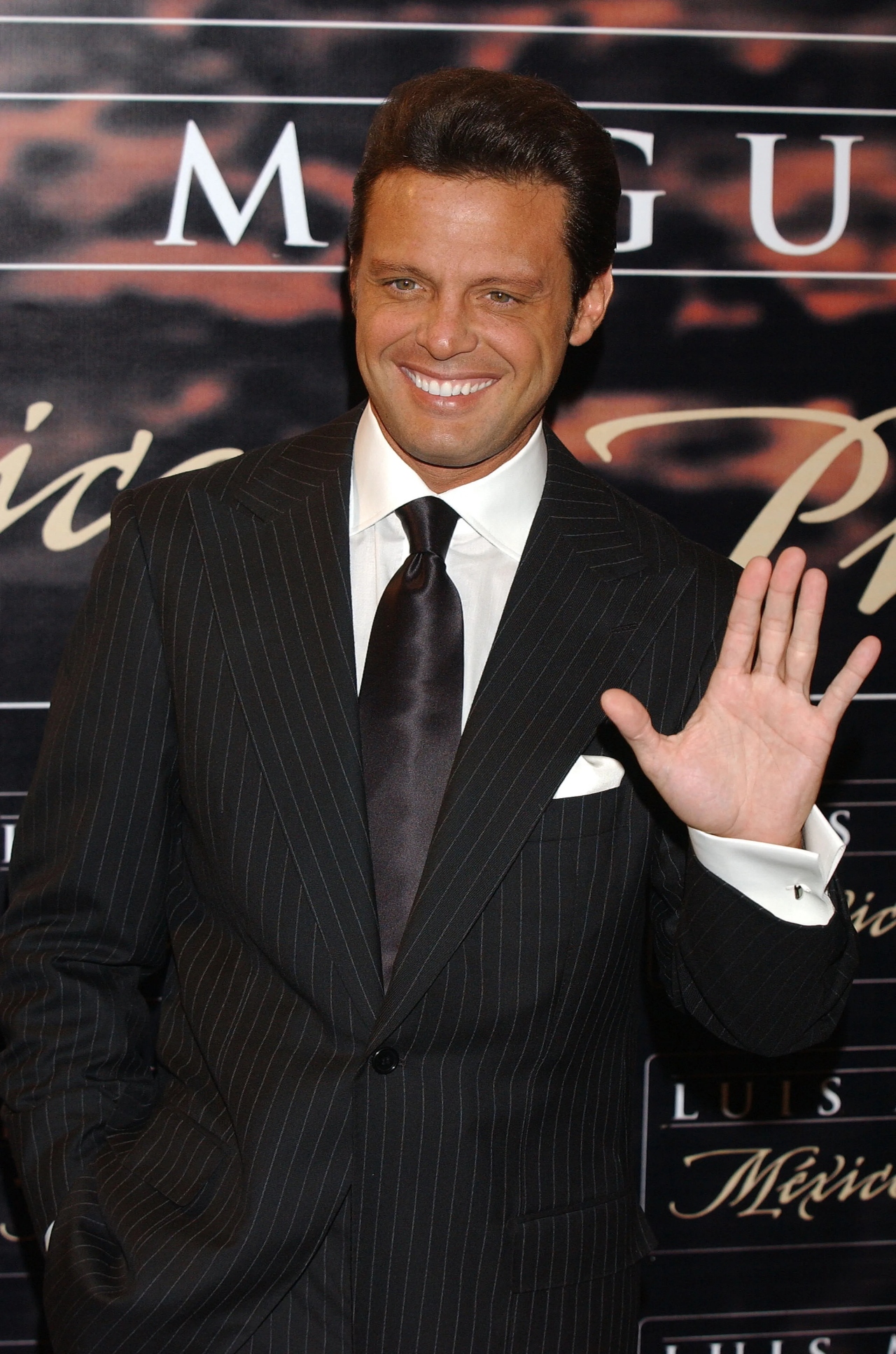 Luis Miguel no permite que lo vean empleados