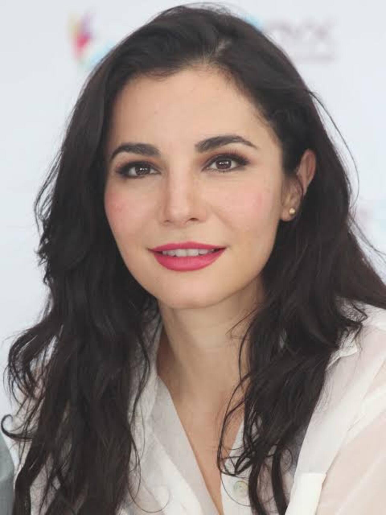 Martha Higareda reacciona a corrido
