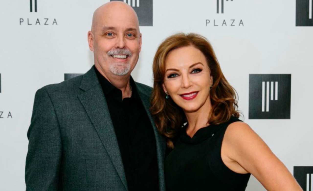 Laura Flores divorcio Mattew Flannery