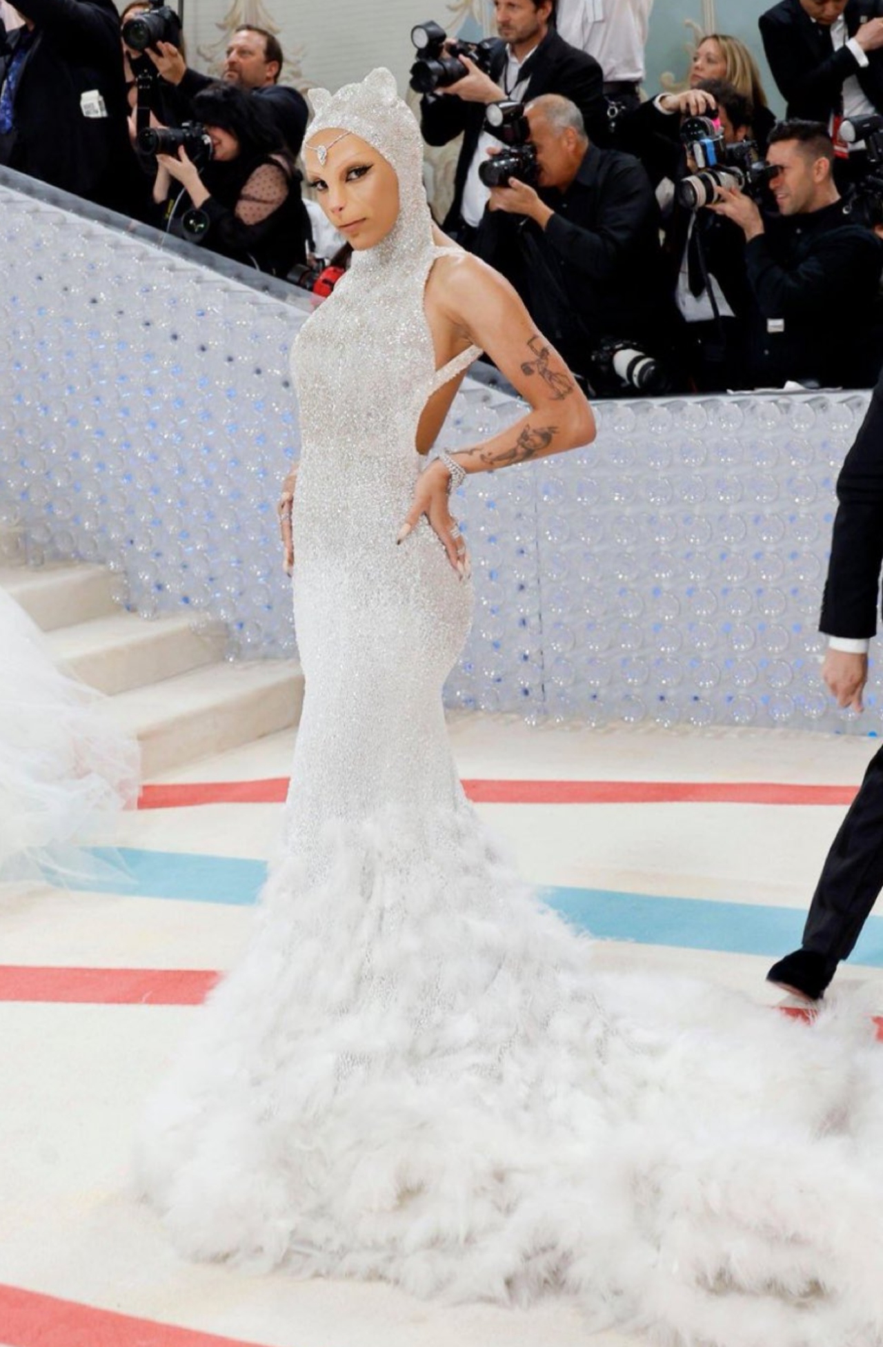 Met gala 2023 alfombra roja doja cat