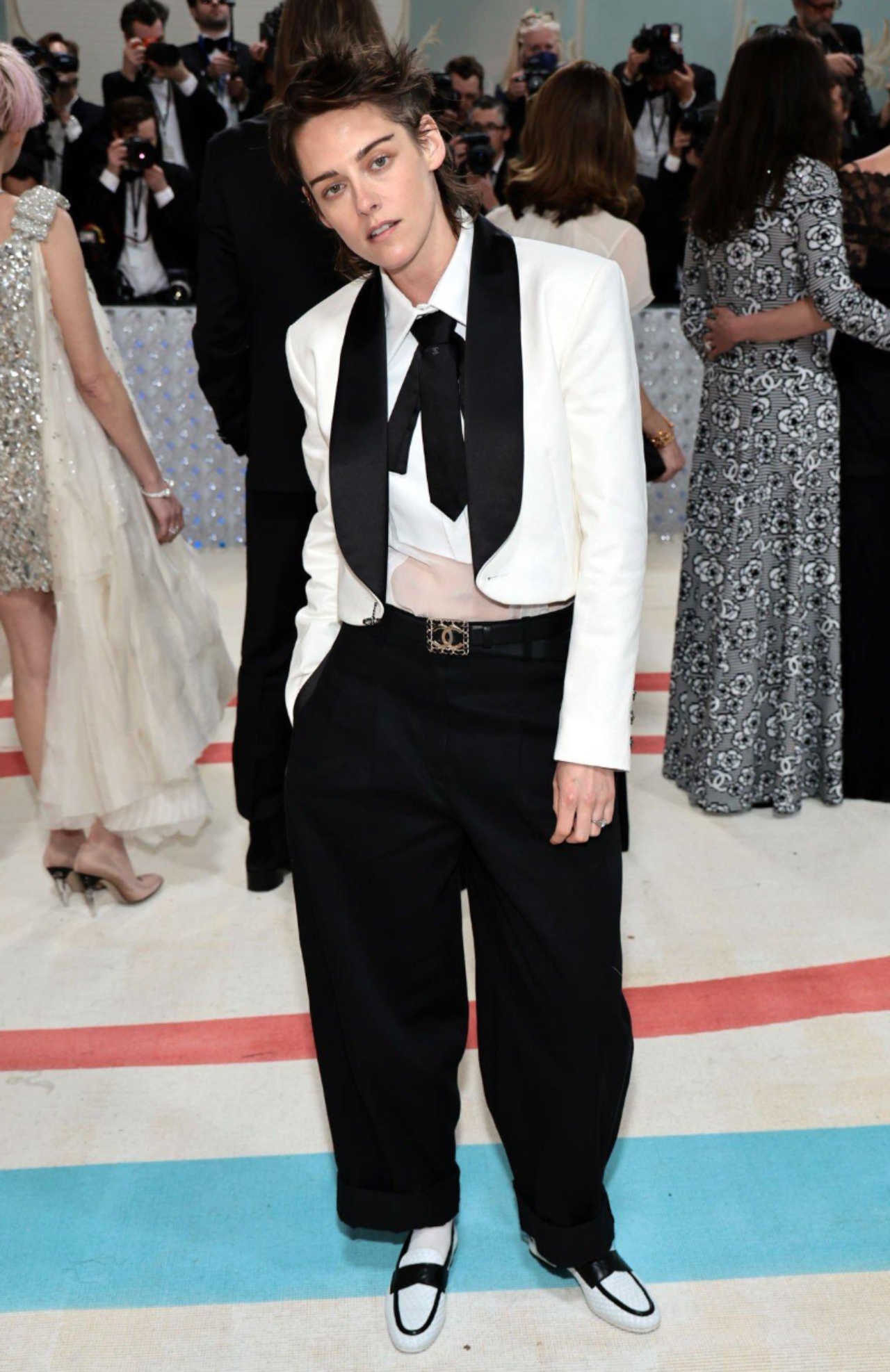 Met gala 2023 alfombra roja emily kristen stewart