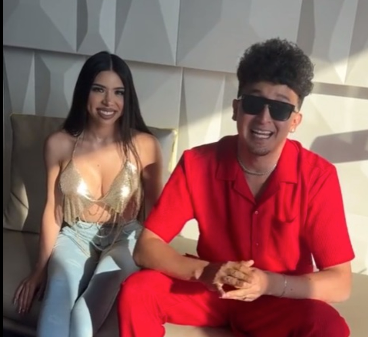 Yeri Mua Naim Darrechi requesones