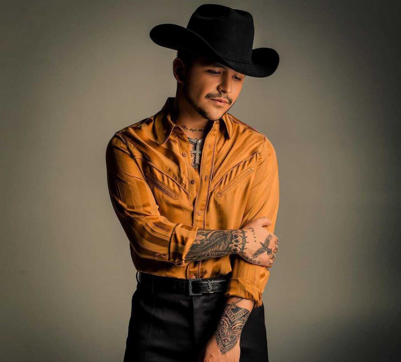 Nodal será padre pero sin tatuajes