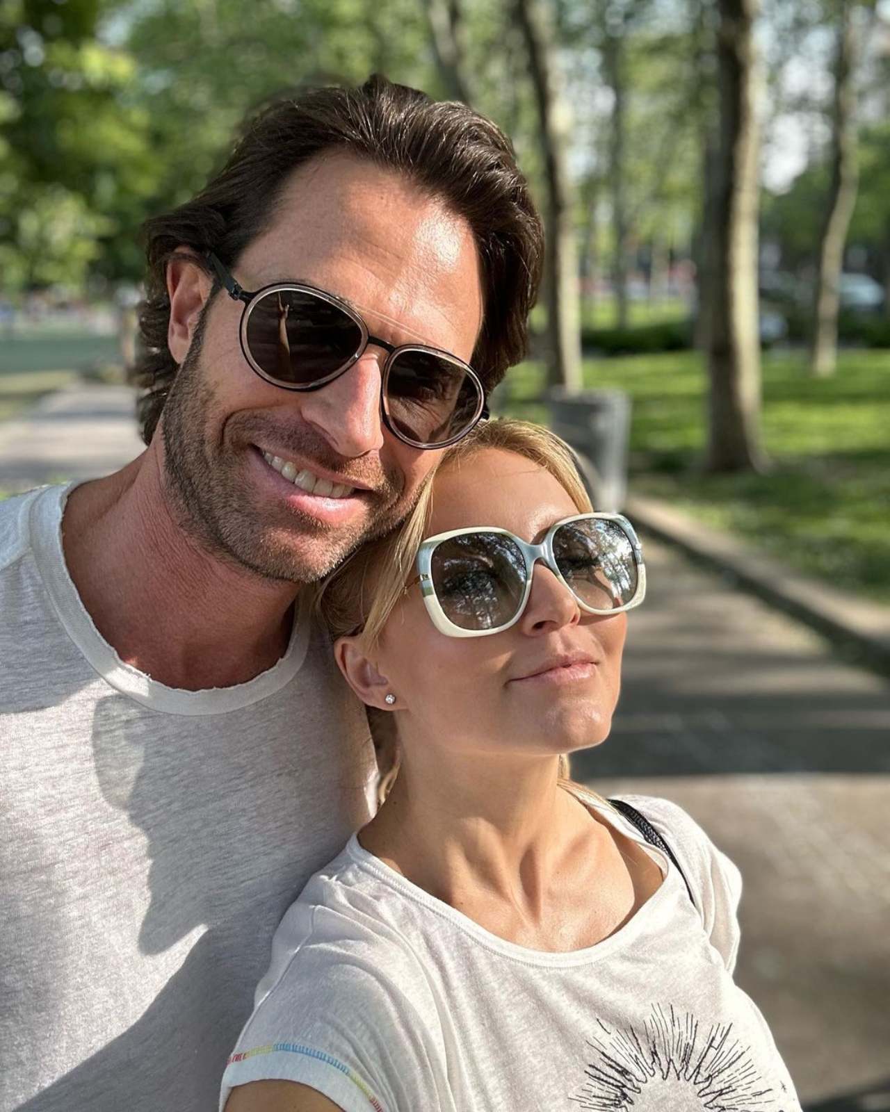 Sebastian Rulli foto Karely Ruiz Angelique Boyer