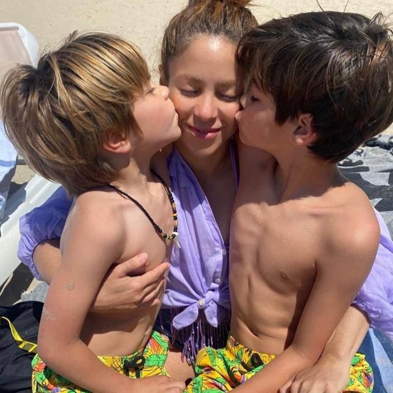 Shakira quiere alejar hijos Clara Chia